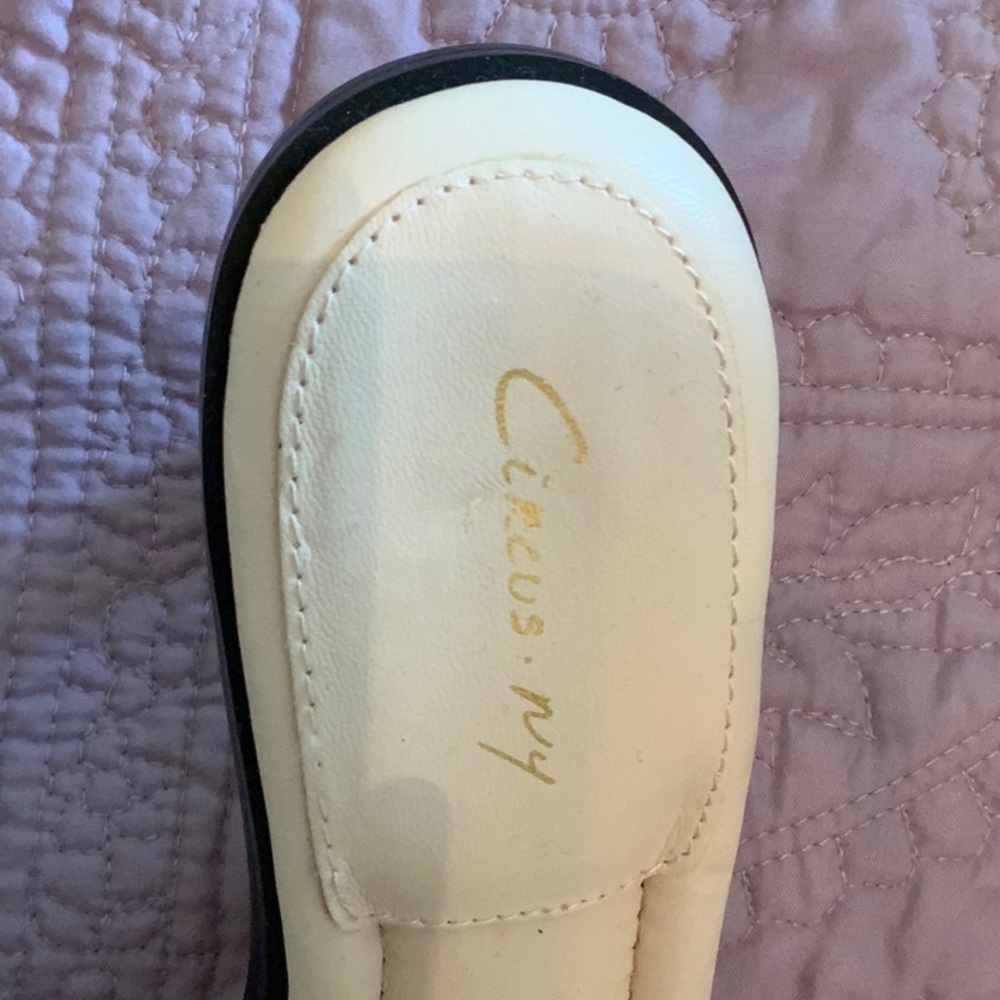Chic Cream Ruffle Sandals - Picture 3 of 5